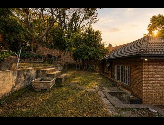 4 BEDROOM HOUSE FOR SALE IN BAILEY'S MUCKLENEUK
